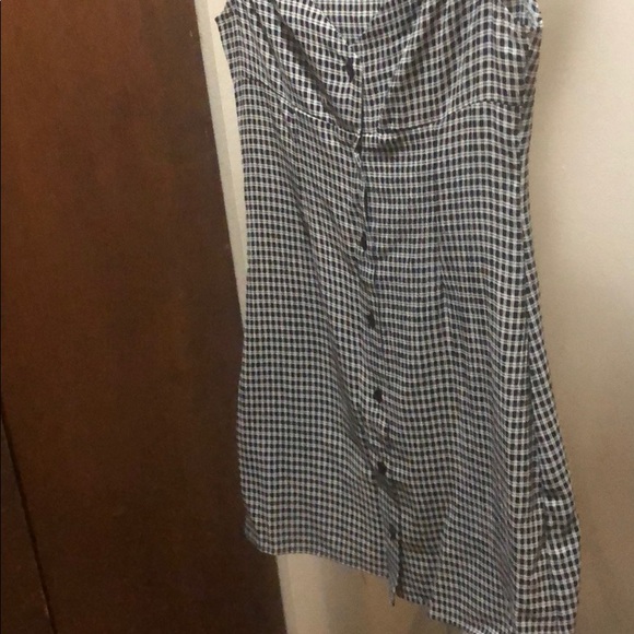 XS Urban Renewal Gingham Sweetheart Dress - Picture 4 of 4